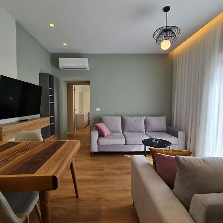 Adore - Modern Apartment Tirana Eksteriør billede