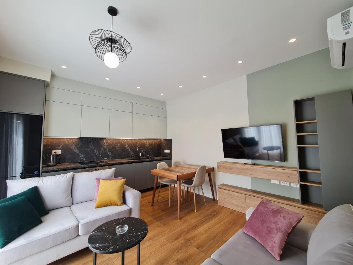 Adore - Modern Apartment Tirana Eksteriør billede