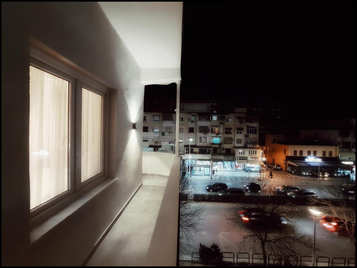 Adore - Modern Apartment Tirana Eksteriør billede
