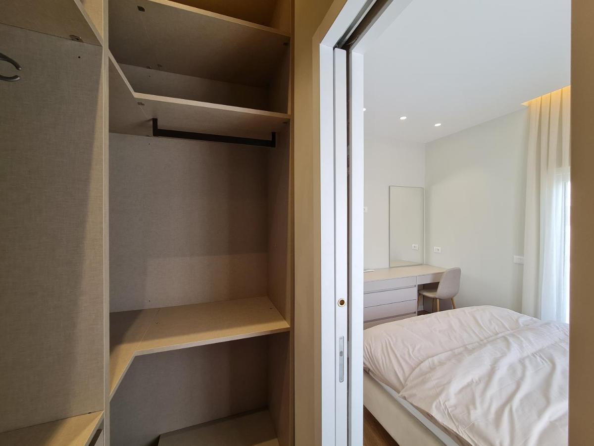 Adore - Modern Apartment Tirana Eksteriør billede